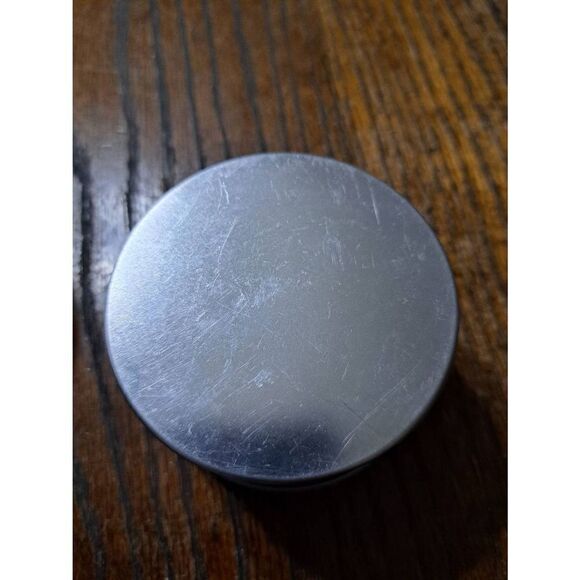 Lot 2 New Anime Hand Poured Sox Wax Candles in Tins Strawberry Mandarin Citrus - Picture 5 of 7